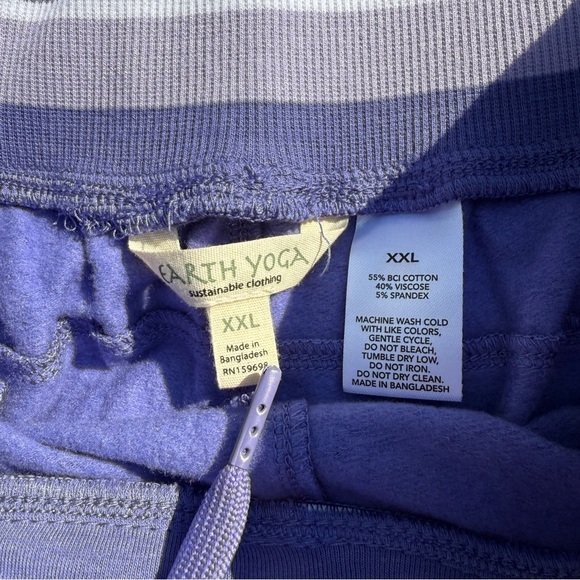 NWT Earth Yoga French Terry Rib Trim Purple Women's Shorts Size XXL - Picture 3 of 4